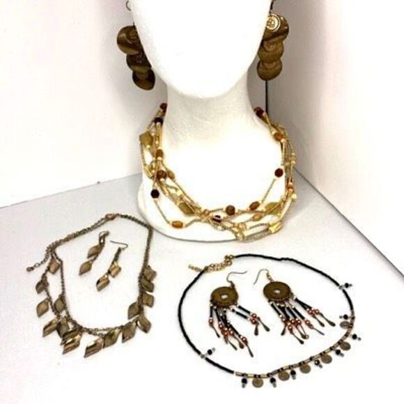 Womens Accessories 4 Bundled Set Necklace and Earrings Boho Dangling - Picture 1 of 9